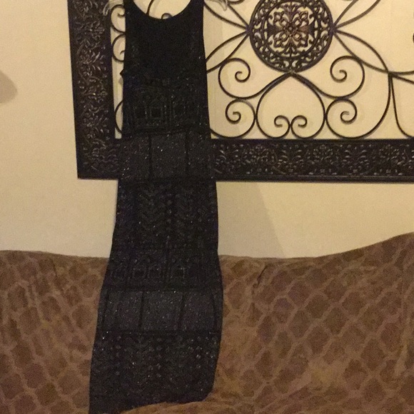 Dress - Picture 2 of 9